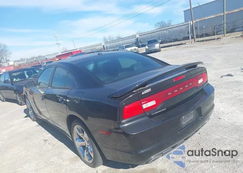 2013 Dodge Charger Sxt z USA, uszkodzony, nr VIN 2C3CDXHG2DH655018